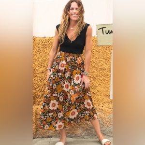 Natural Life Orange Floral Print Skirt